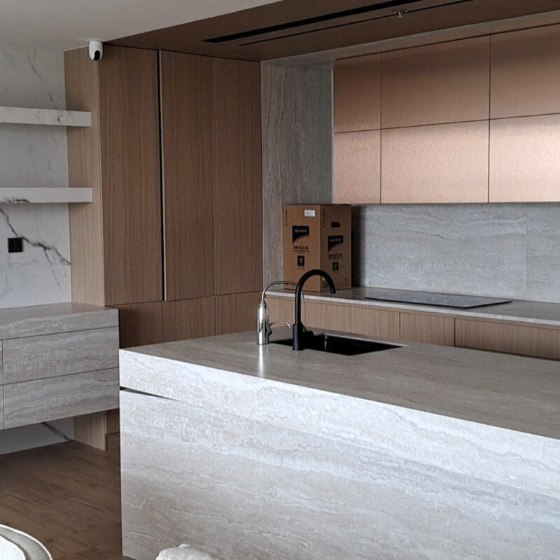 hinh anh thuc te traventino sand 1