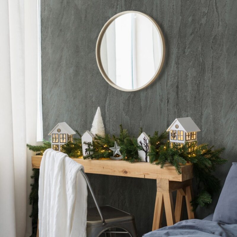 Vertical,Side,View,Photo,Of,Cozy,Bedroom,With,Loft,Style