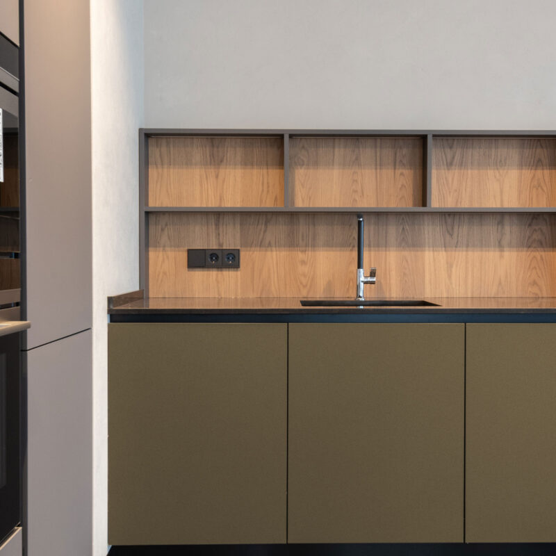 XG XF 7019 Bronze Metal Preview 3D