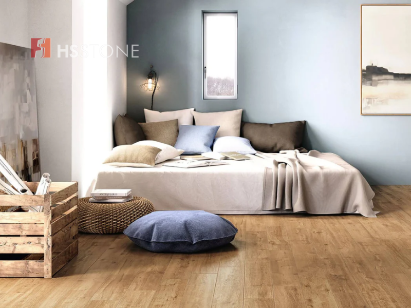 lat ach gia go phong ngu giup de dang ve sinh lau chui Lát gạch giả gỗ phòng ngủ giúp dễ dàng vệ sinh lau chùi