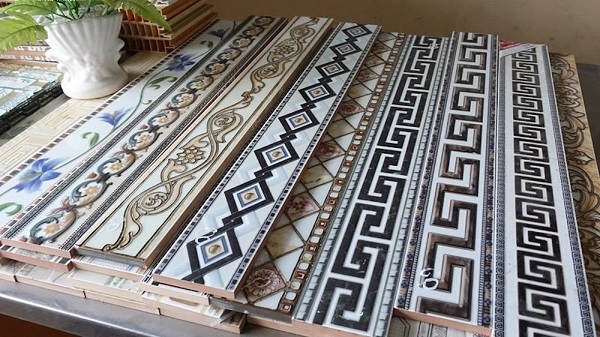 mau gach op chan tuong hoa tiet doc dao